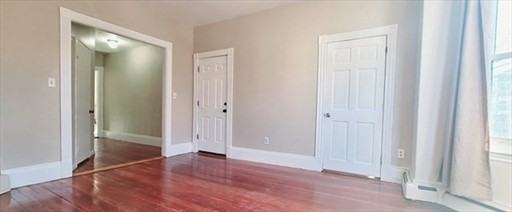 177 London Street #2 - Photo 3 of 9