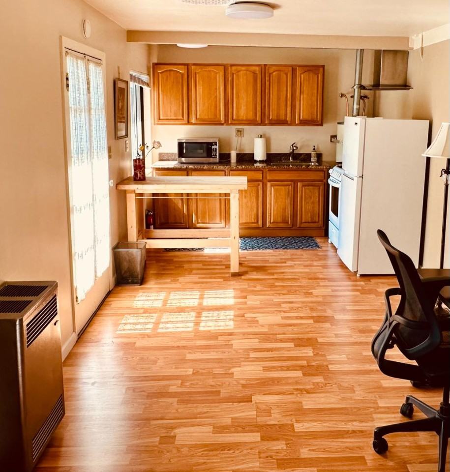 Garden Retreat - Photo 6 of 10