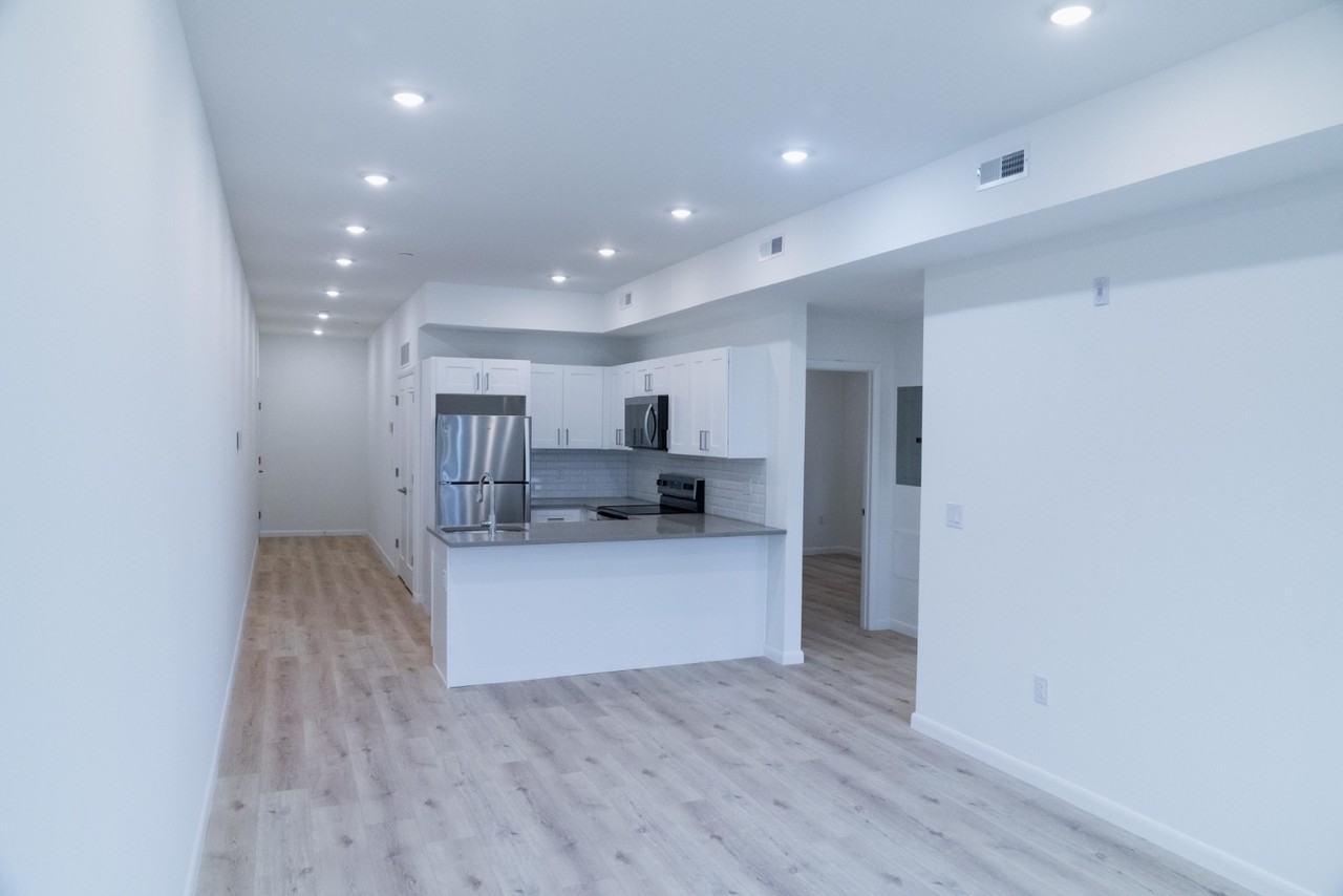 7248 Rising Sun Ave - Photo 6 of 21