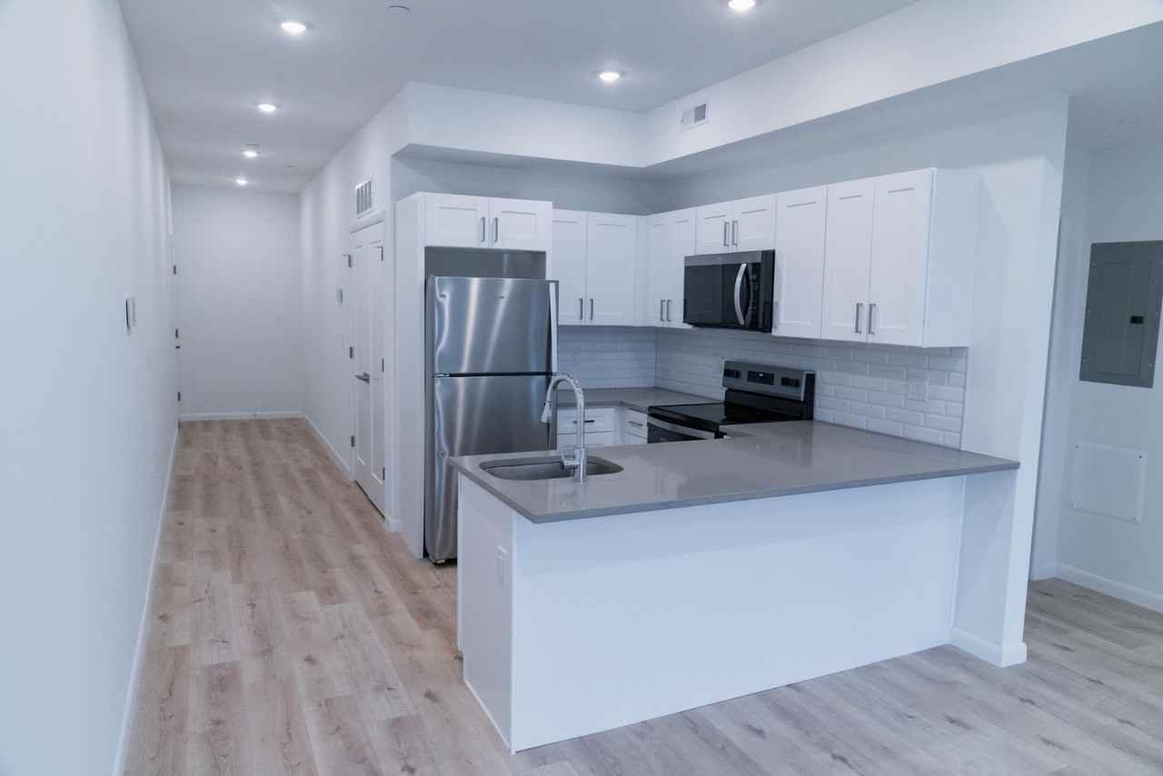 7248 Rising Sun Ave - Photo 7 of 21