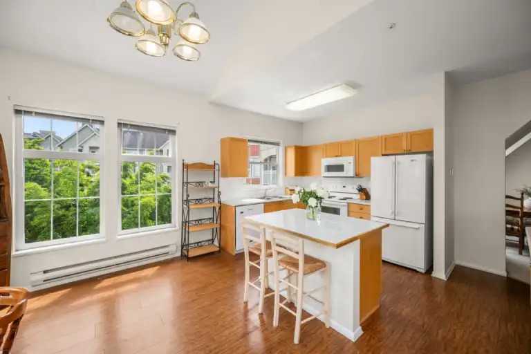 5555 13a Avenue #301 - Photo 7 of 22