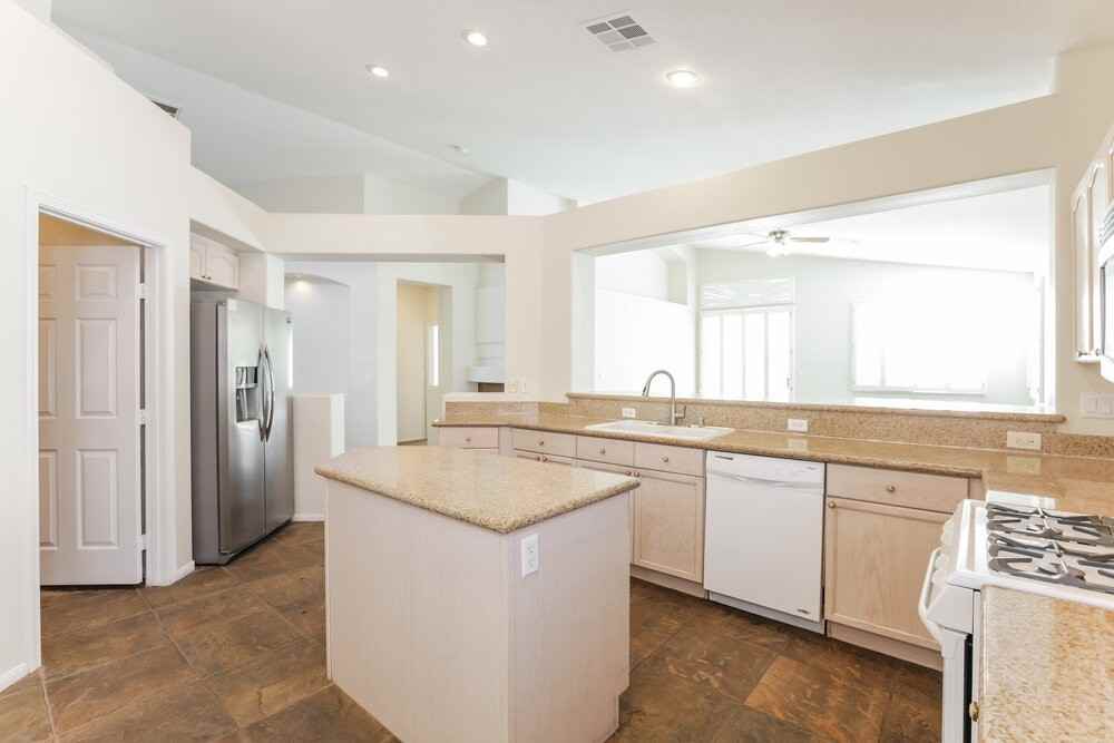 45 Pangloss St - Photo 7 of 16