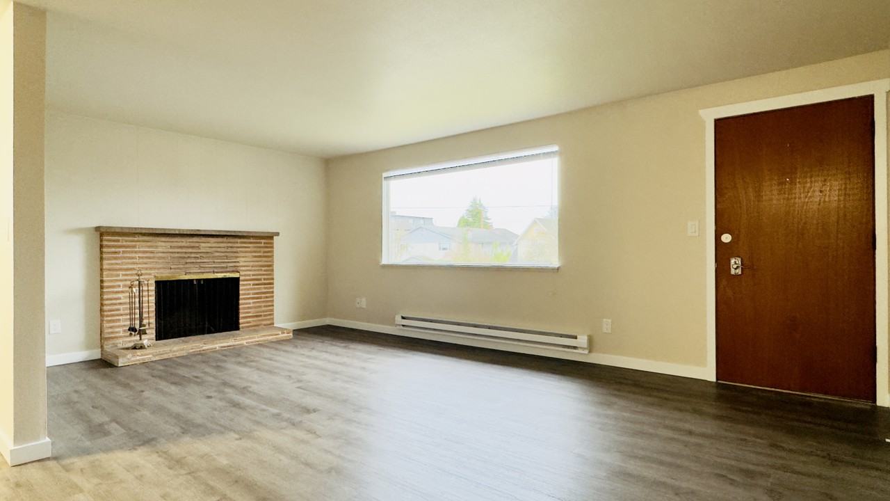 2105 Colby Avenue #4 - Photo 3 of 16