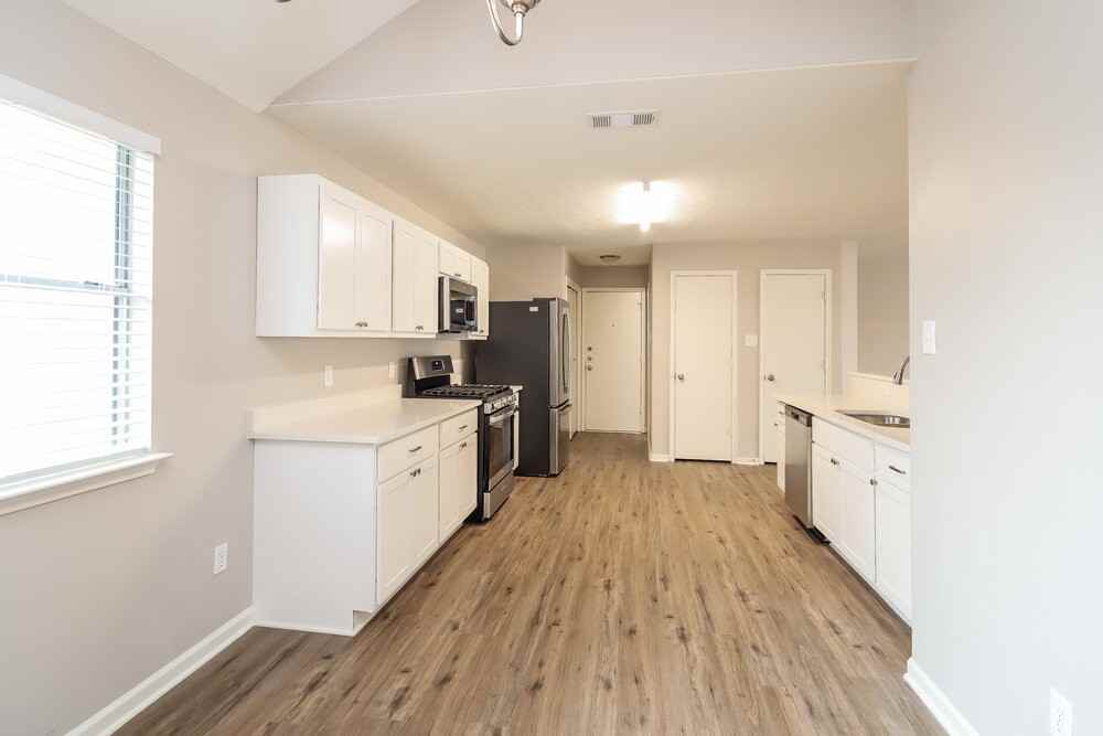 6614 Valerian Ln - Photo 7 of 17