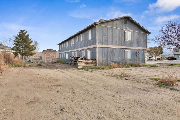 2910 Dawn Dr #4 - Photo 5 of 18