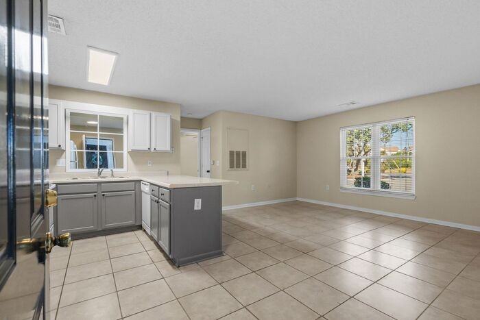 3679 Claypond Rd #D - Photo 3 of 50