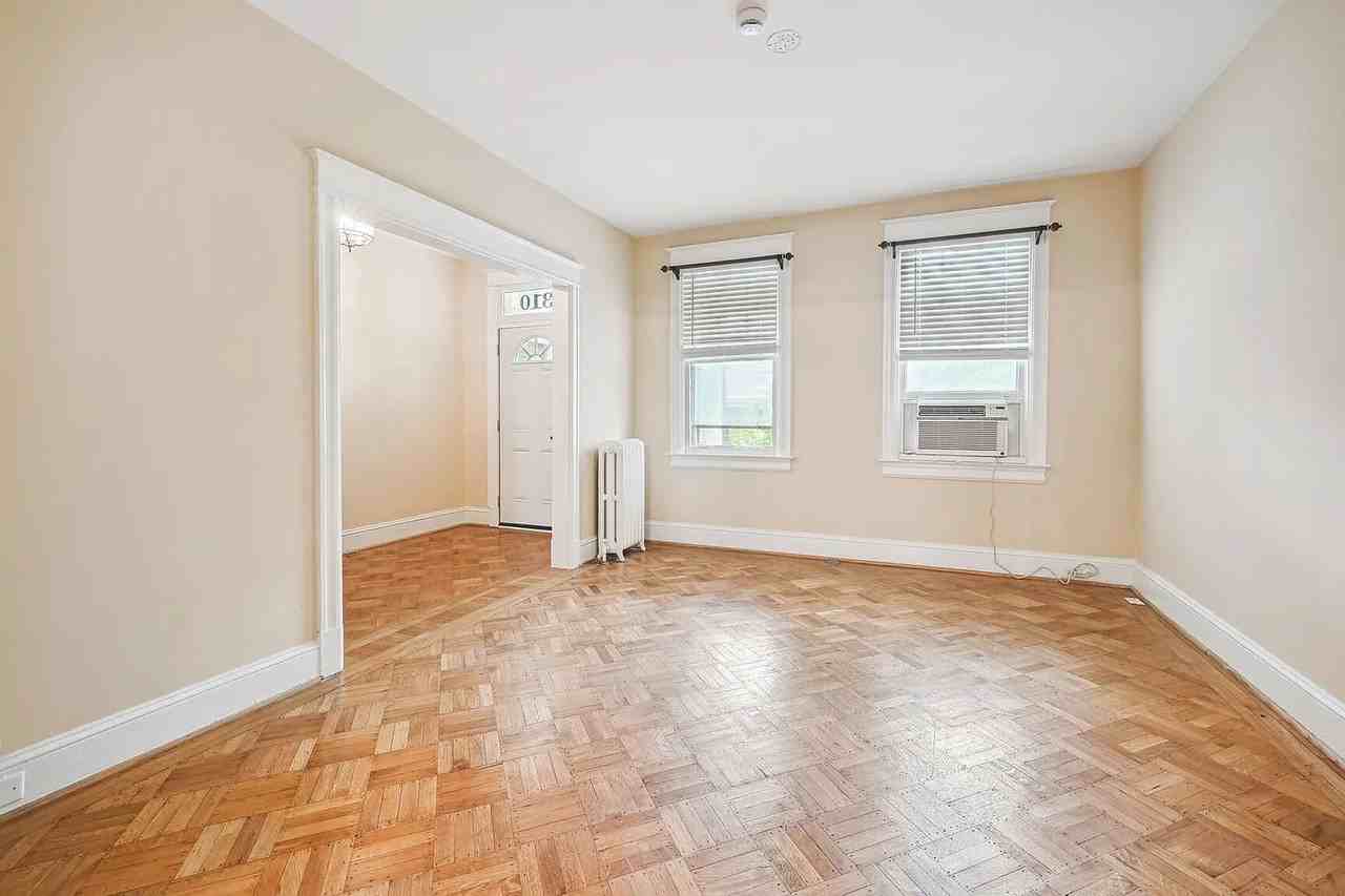 310 Taylor St Nw #1 - Photo 7 of 28