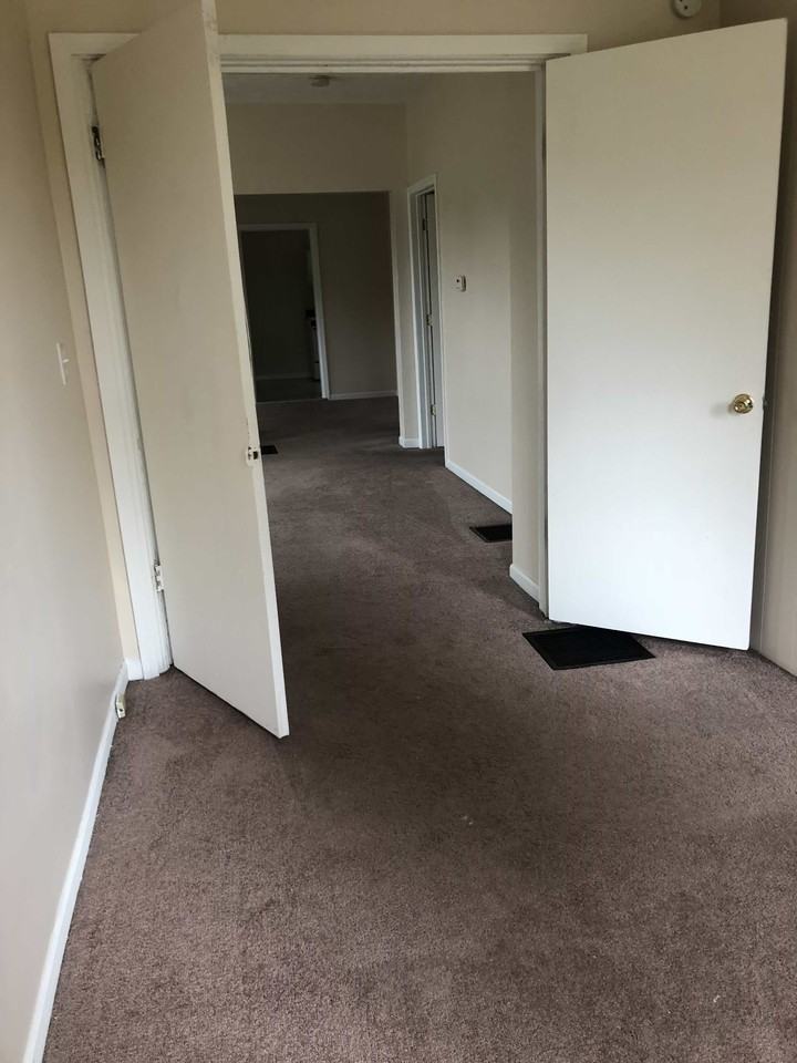 1115 Plymouth Street #1 - Photo 4 of 8