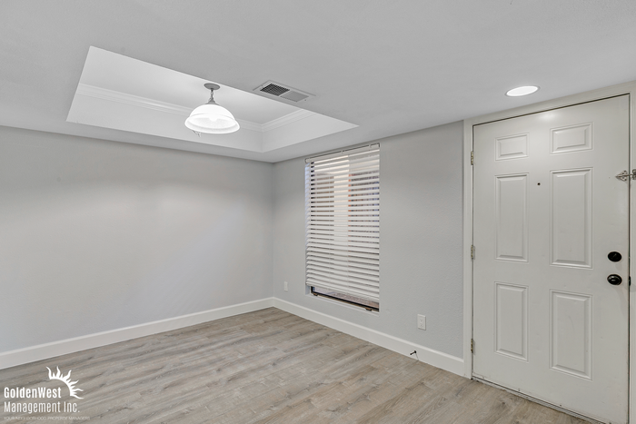 3405 W Danbury Dr #D110 - Photo 2 of 21