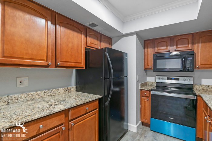 3405 W Danbury Dr #D110 - Photo 4 of 21