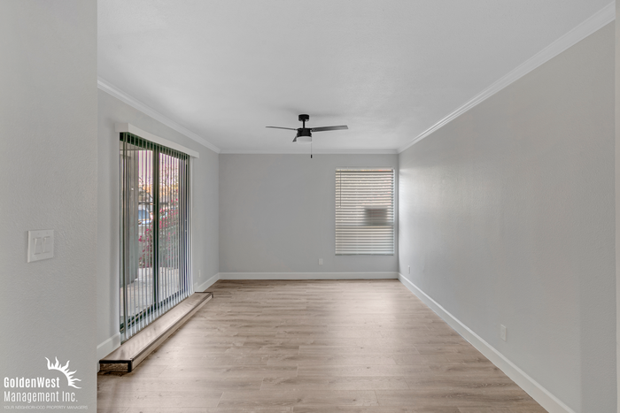 3405 W Danbury Dr #D110 - Photo 7 of 21