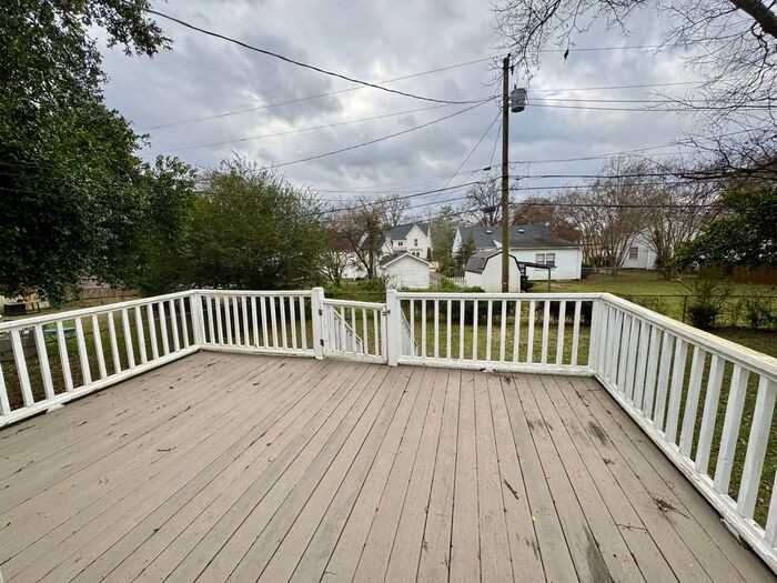 2733 Thornton Circle Southwest - Photo 3 of 14