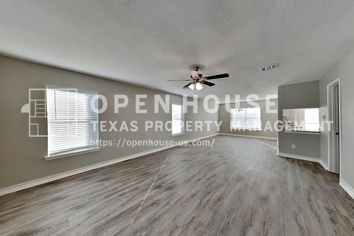 4224 Birch Creek Road - Photo 5 of 20