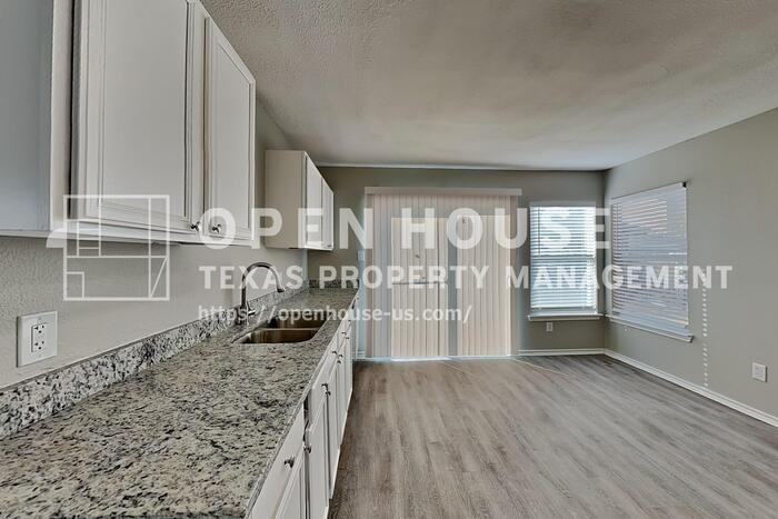 4224 Birch Creek Road - Photo 6 of 20