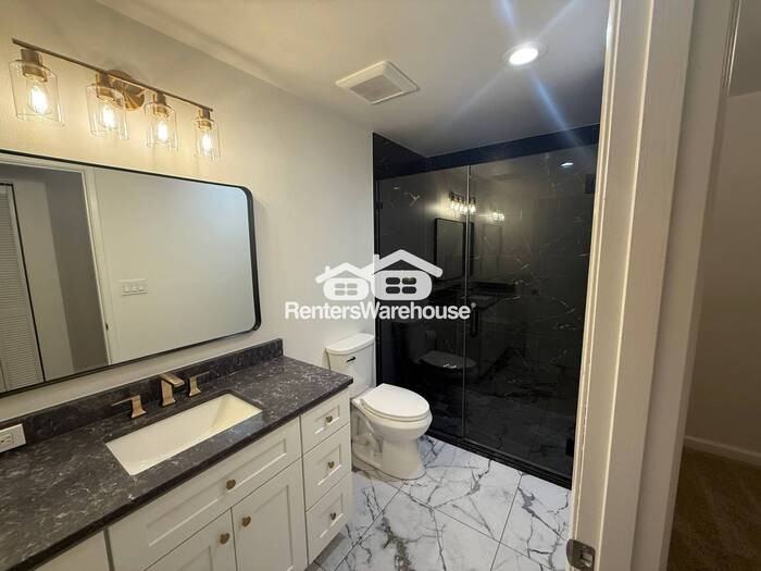 8516 196th St Sw #206 - Photo 5 of 36