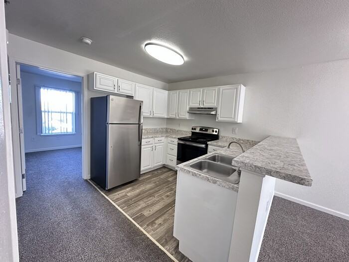 10741 Dayton Way #335 - Photo 2 of 26