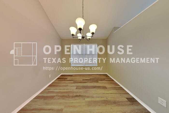 2805 Monthaven Drive - Photo 7 of 20