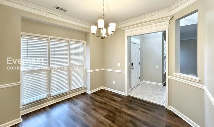 3106 Sherwood Oaks Ln - Photo 7 of 35