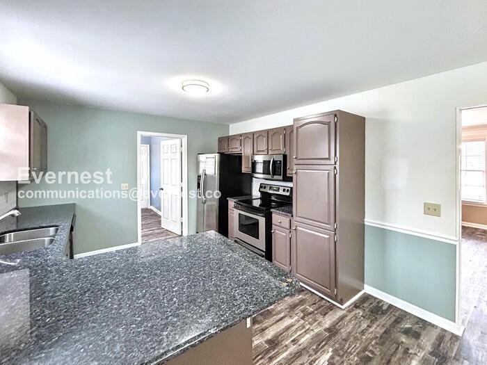 2427 Riverstone Dr - Photo 6 of 30