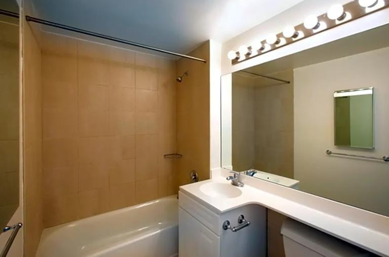 1952 1st Avenue #304 - Photo 5 of 6