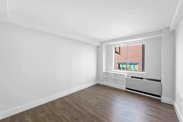 354 East 91st Street #501 - Photo 6 of 9