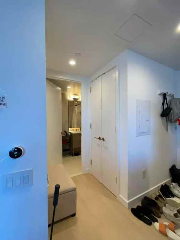 3 Court Square West #6 - Photo 4 of 10