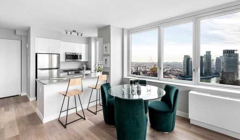 46 Center Boulevard #1108 - Photo 5 of 8