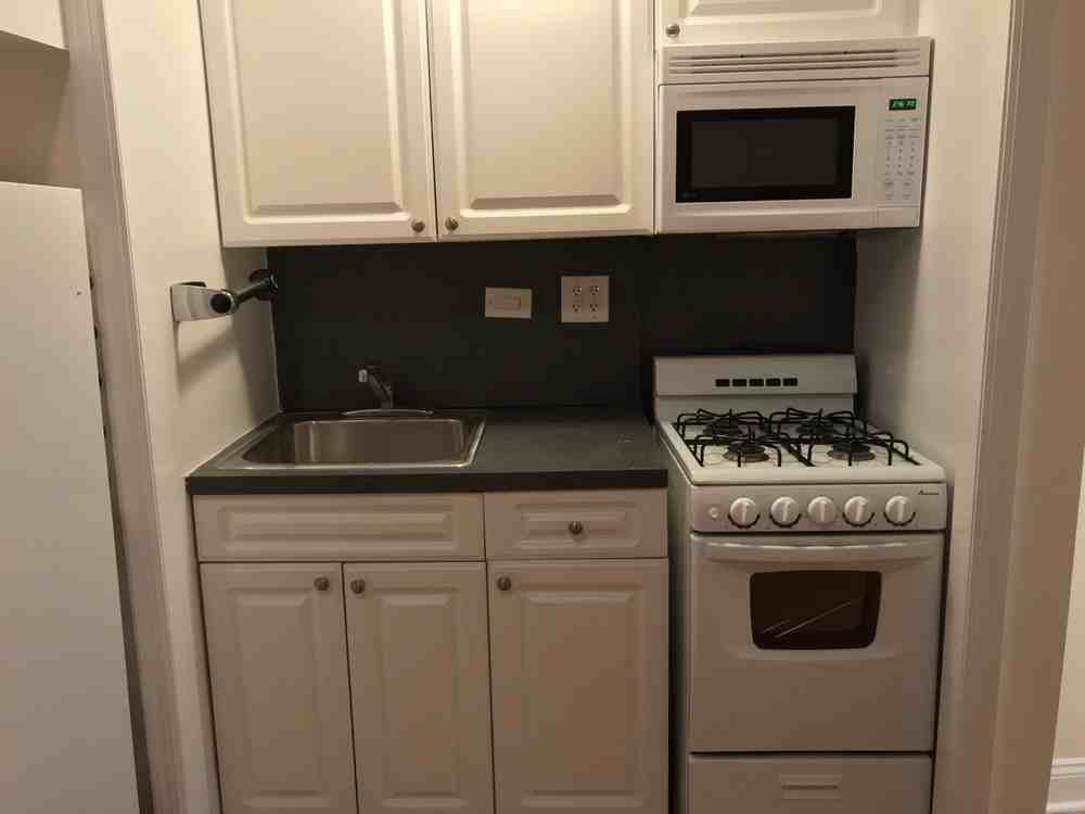 305 East 72nd Street #3NL - Photo 4 of 5