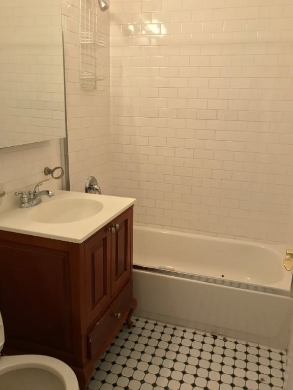 305 East 72nd Street #3NL - Photo 5 of 5