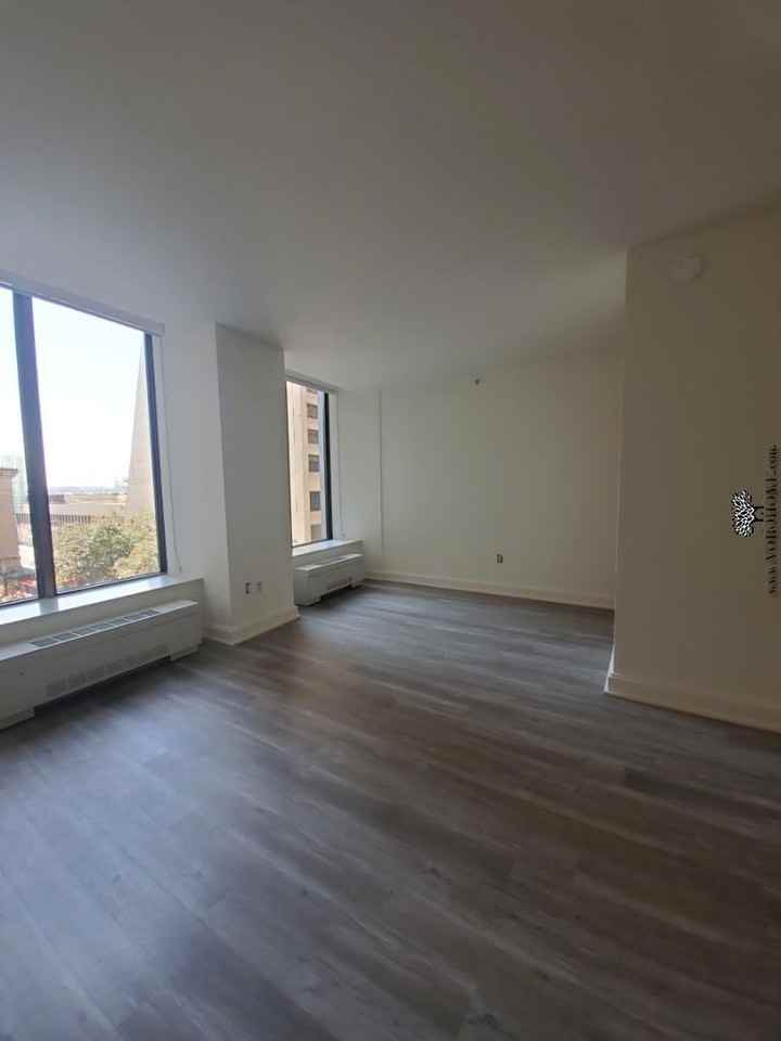 Hanover Square #4S - Photo 4 of 12