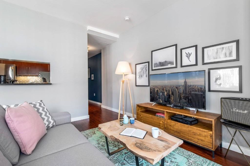 John Street #1817 - Photo 6 of 10