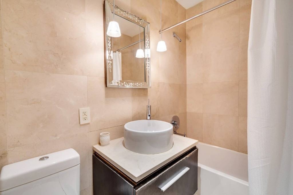 Wall Street #906 - Photo 7 of 9