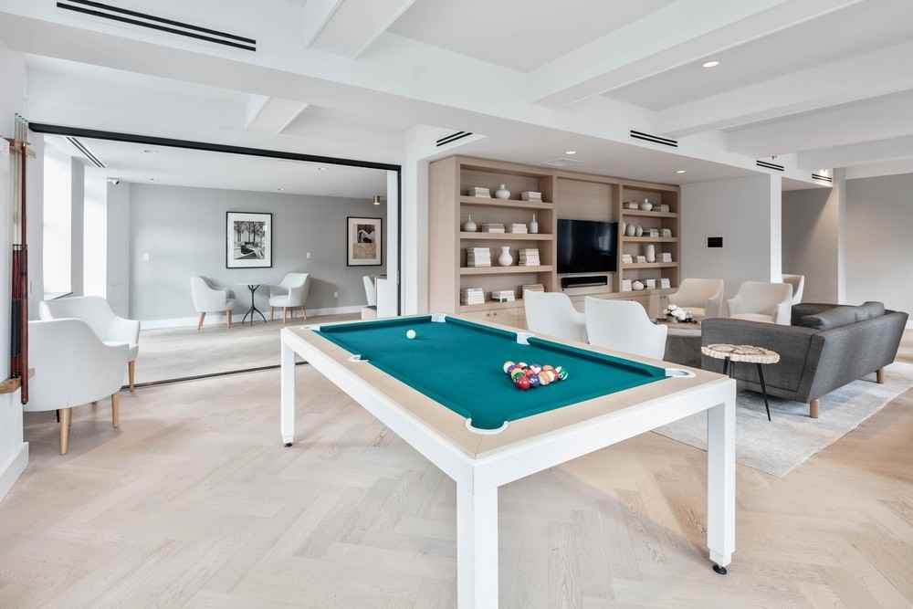 Wall Street #1001 - Photo 7 of 7