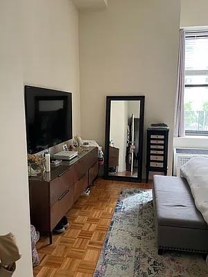 John Street #13H - Photo 7 of 11