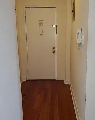 Crescent Street #4K - Photo 4 of 10