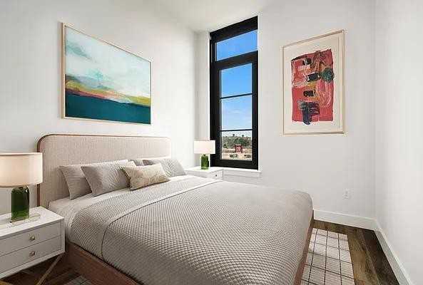 East 44th Street #1103 - Photo 2 of 20