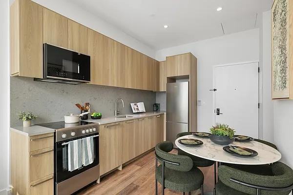 East 44th Street #1012 - Photo 4 of 10