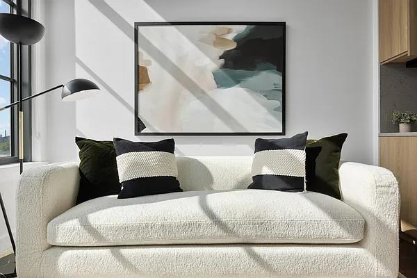 East 44th Street #1012 - Photo 5 of 10