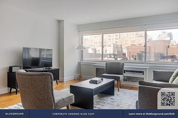 East 65th Street #7F - Photo 5 of 20