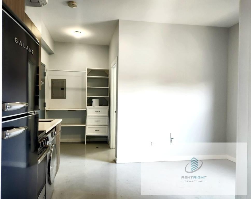 4700 North Racine Avenue #316 - Photo 2 of 11