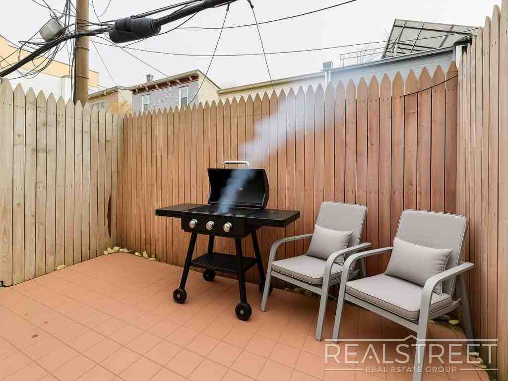 294 Harman Street #1R - Photo 6 of 6