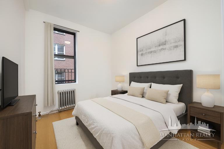 West 45th Street #3D - Photo 2 of 6