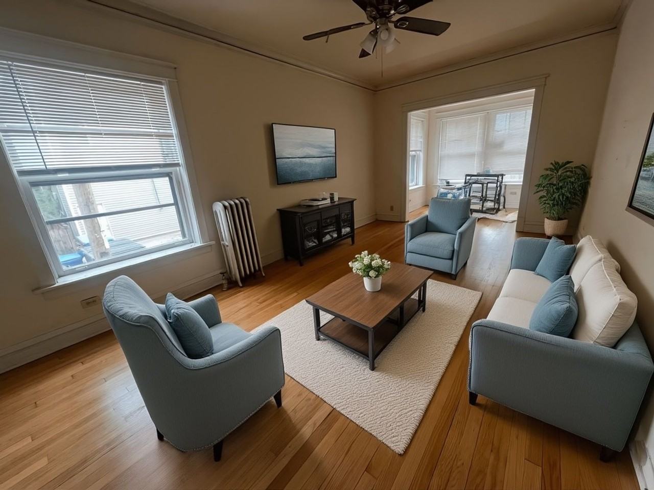 3348 West Sunnyside Avenue - Photo 2 of 12