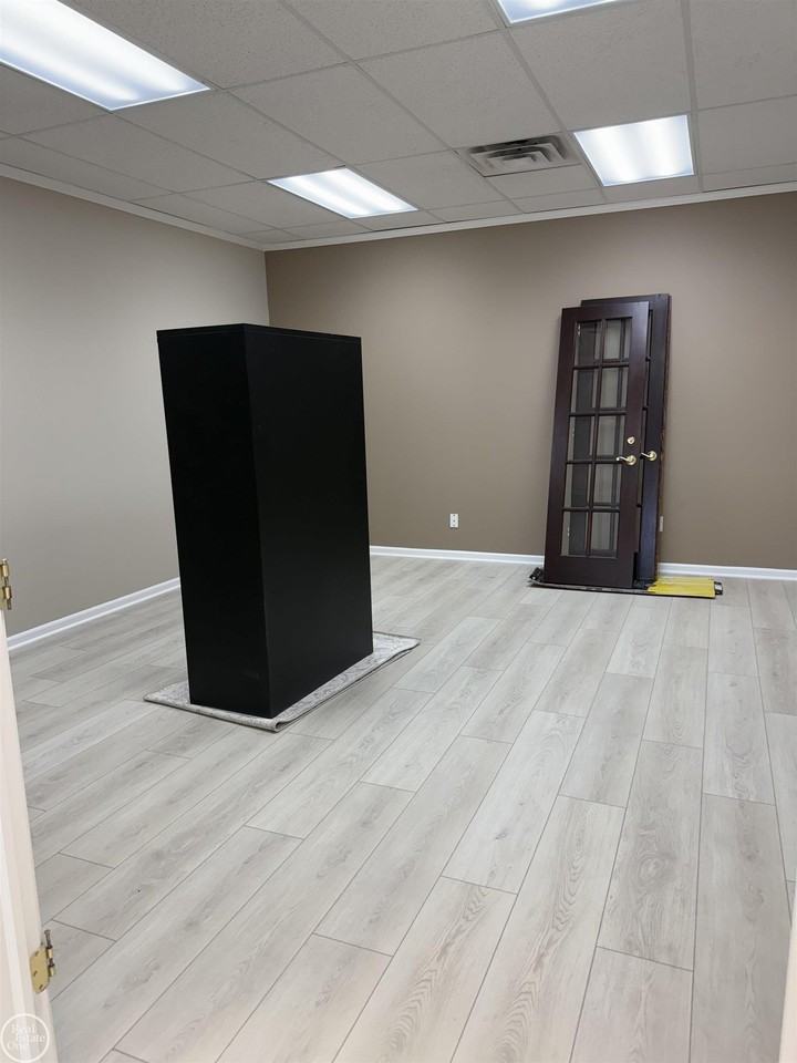 8070 21 Mile Rd - Photo 7 of 14