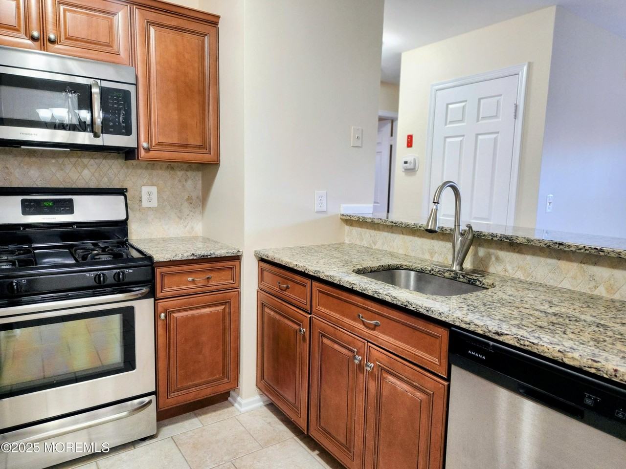 9 Hackamore Court - Photo 6 of 27