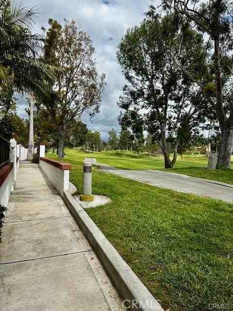 2380 Sunningdale Dr - Photo 3 of 16