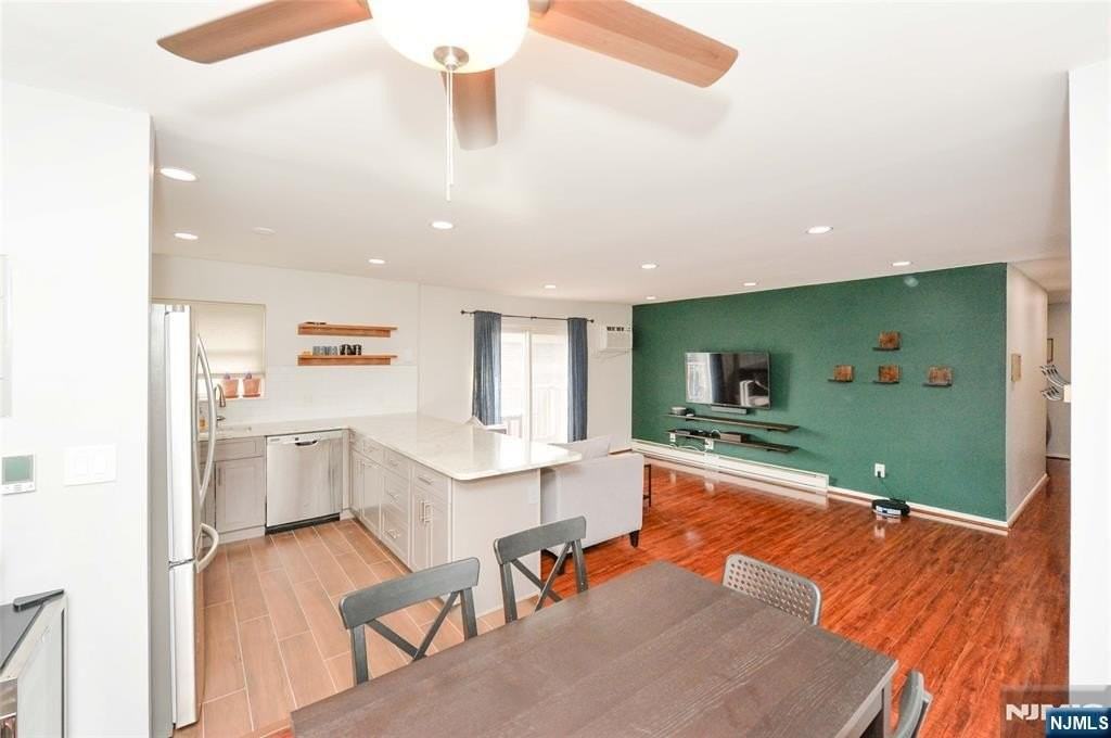 199 Bergen Tpke Apt 3j - Photo 4 of 21