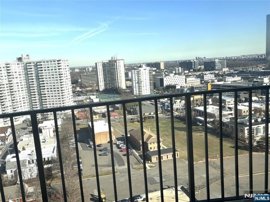 1590 Anderson Avenue - Photo 6 of 11