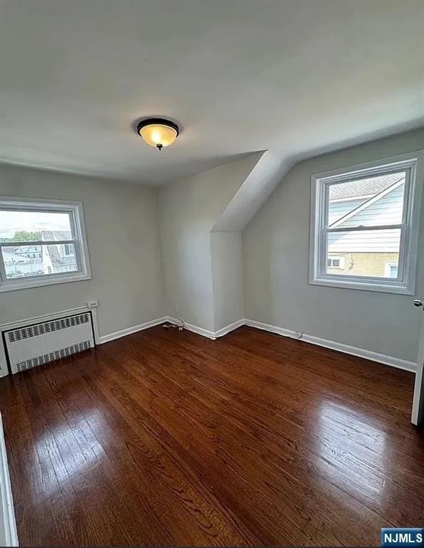 309 E 17th St - Photo 6 of 9