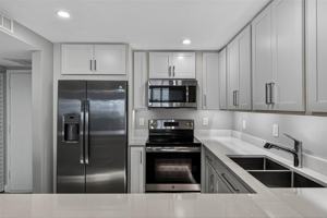 featured image of 1800 North Andrews Avenue